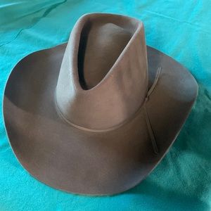 Men’s cowboy hat by Resistol Western of Texas. New! Size 7 1/2.  Gray